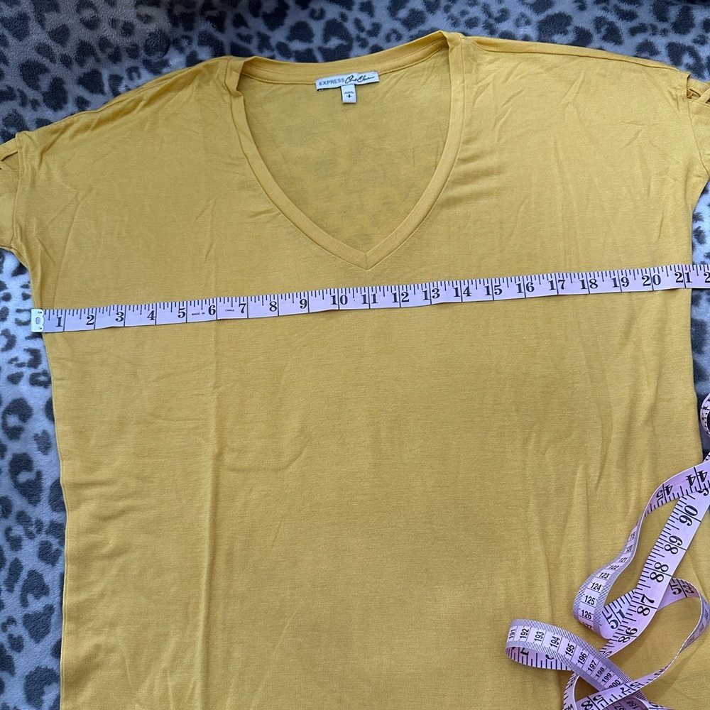 Express One Eleven Lace-up Sleeve London Tee in Yellow Size Small Women’s - Picture 10 of 14